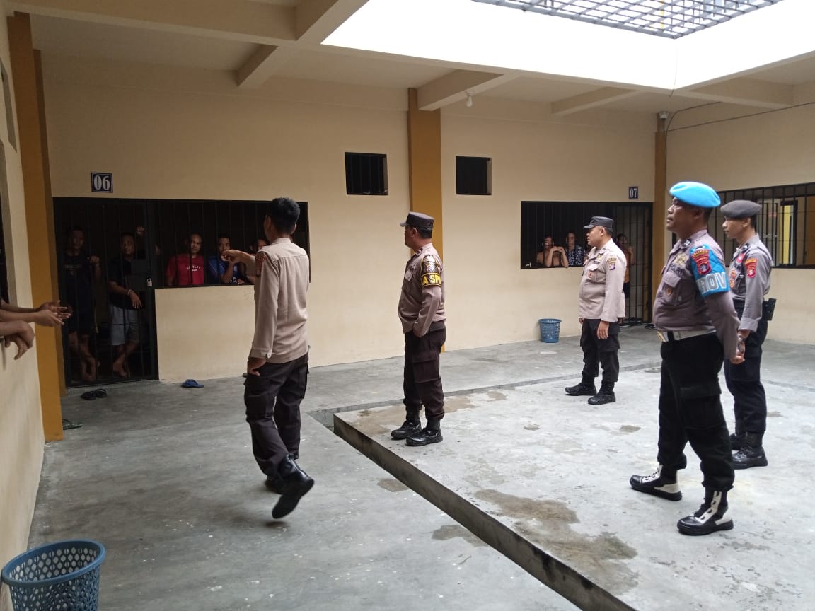 Cegah Kerawanan dan Gangguan, Polresta Palangka Raya Cek Keamanan Ruang Tahanan Mako
