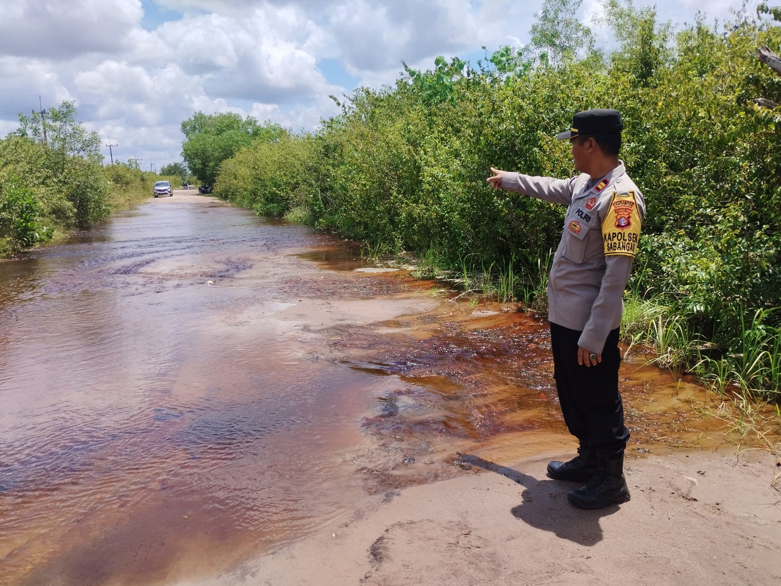 Polsek Sebangau Cek Ketinggian Luapan DAS Kahayan di Wilayah Bereng Bengkel
