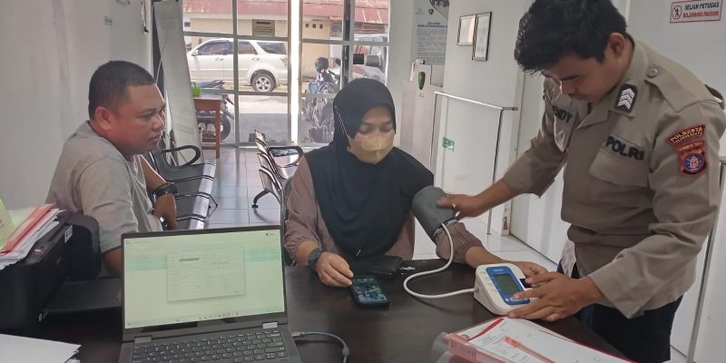 Jaga Kesehatan di Bulan Ramadhan, Sidokkes Sediakan Layanan Rikkes di Klinik Polresta Palangka Raya