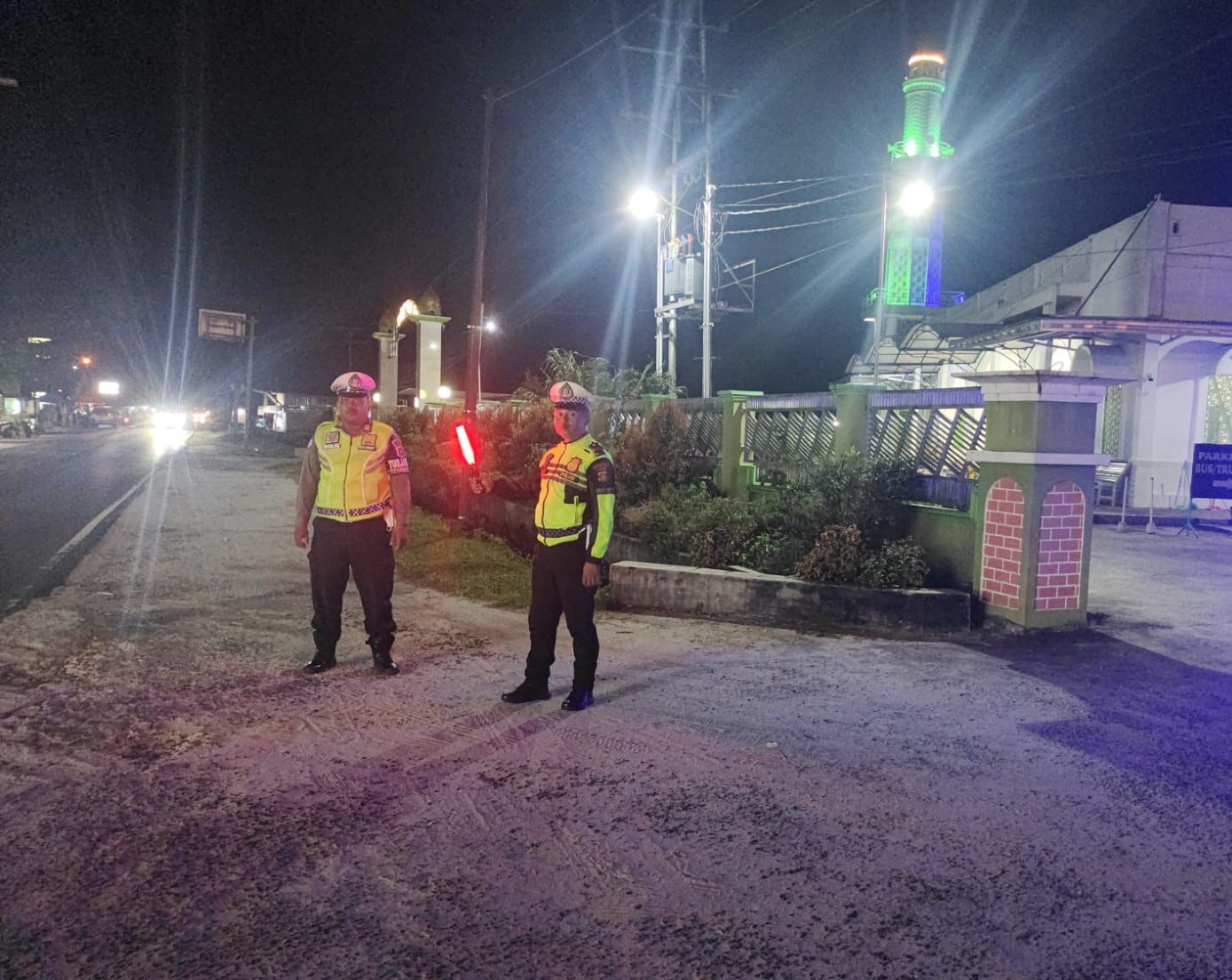 Patroli Subuh Polresta Palangka Raya Sambangi Sejumlah Masjid