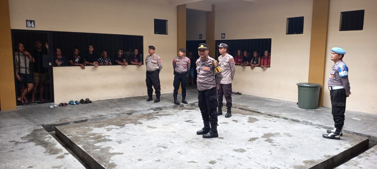 Datangi Rutan, Sattahti dan Piket Fungsi Polresta Palangka Raya Periksa Kondisi para Tahanan