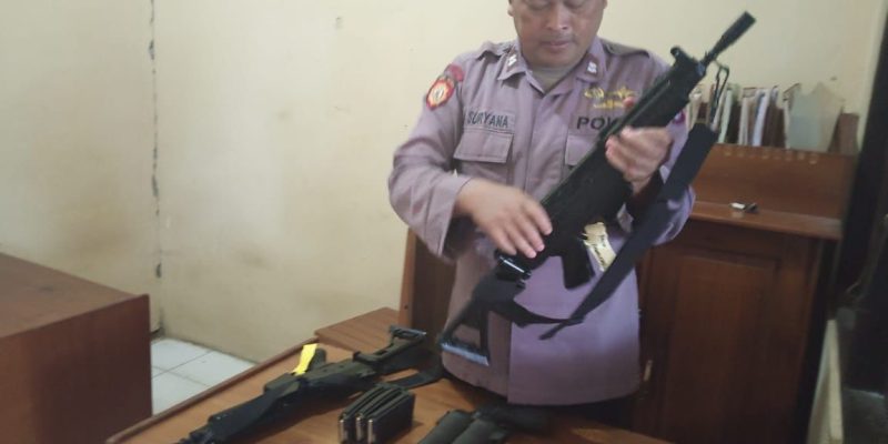 Anggota Polsek Sabangau Lakukan Pemeriksaan Rutin Inventaris Kesatuan