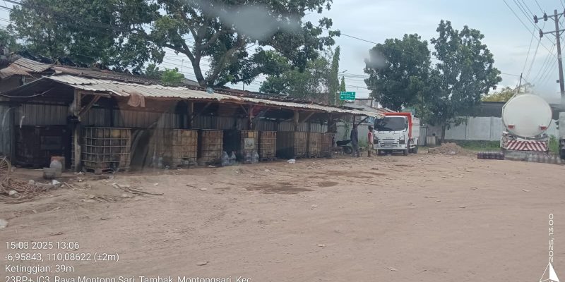 Wow, Terang-Terangan! Penimbunan Solar Ilegal Ditemukan di Weleri