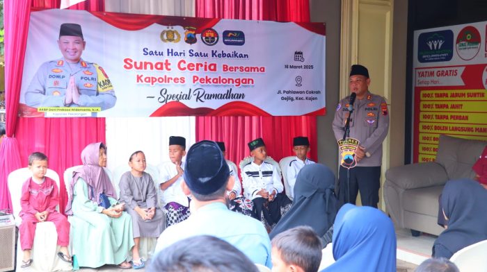 Berbagi Kebaikan di Bulan Ramadhan, Tujuh Anak Ikuti Sunat Ceria Bersama Kapolres Pekalongan