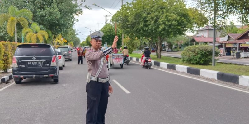 Pam Pasar Wadai Ramadhan, Polresta Palangka Raya Jaga Kamtibmas dan Atur Arus Lalin