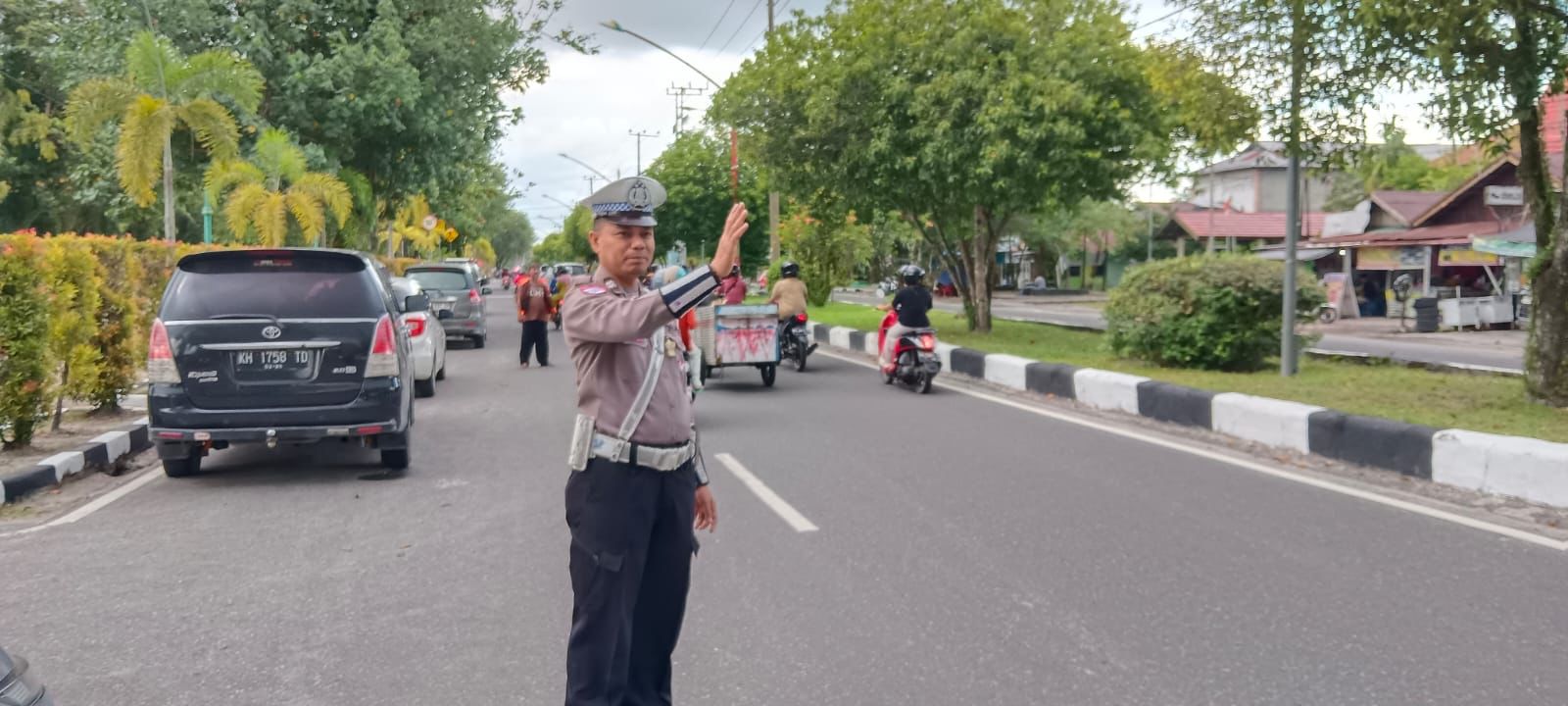 Pam Pasar Wadai Ramadhan, Polresta Palangka Raya Jaga Kamtibmas dan Atur Arus Lalin