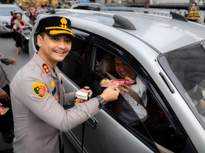 Mudik Aman dan Nyaman, Polres Batang Sosialisasikan Layanan Call Center 110