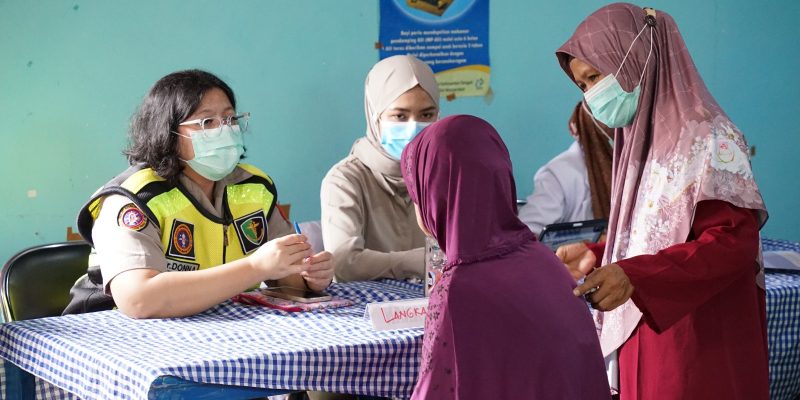 Peduli Kesehatan Ibu Hamil, Balita Hingga Lansia, Rumkit Bhayangkara Rutin Adakan Posyandu Keliling Selama Ramadan