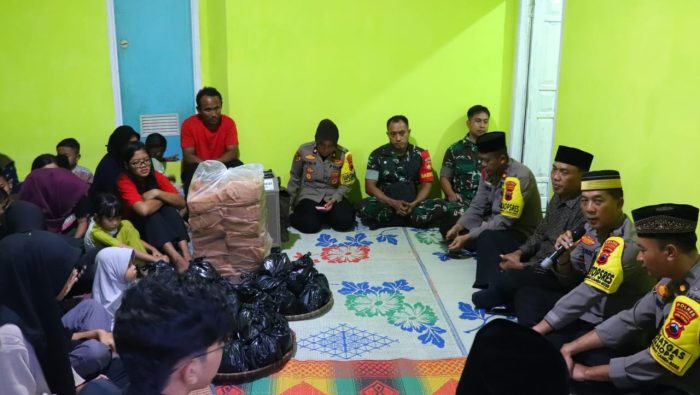 Bedah Rumah Milik Ibu Ruminah Selesai, Polres Pekalongan Gelar Syukuran Bersama Warga