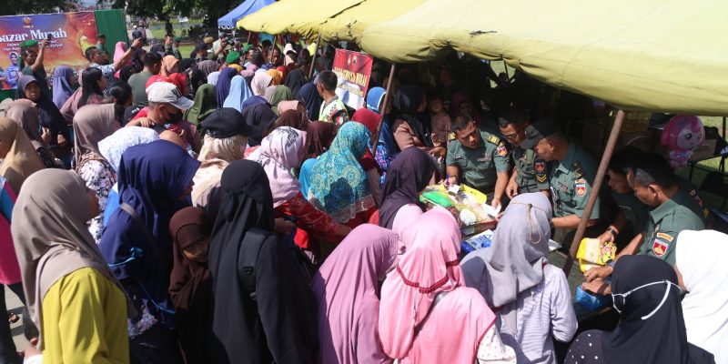 Peduli Kebutuhan Pokok Masyarakat, Korem 071/Wijayakusuma Gelar Bazar Ramadhan