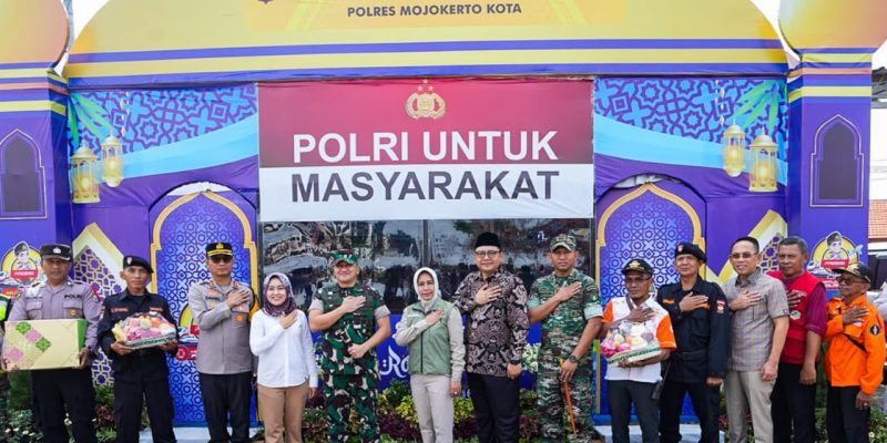 Jelang Lebaran, Ning Ita dan Forkopimda Plus Kota Mojokerto Tinjau Posko Pengamanan