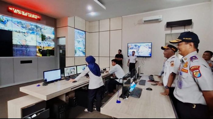 Puluhan Ribu Kendaraan Melintas Masuk Kota Pekalongan
