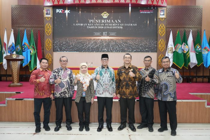Pemkab OKU Serahkan LKPD TA 2024, Wujud Kepatuhan dan Transparansi Pengelolaan Keuangan Daerah