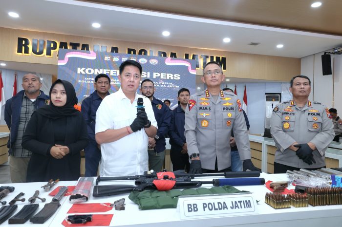 Kolaborasi Polda Jatim Berhasil Gagalkan Penyelundupan Senjata di Bojonegoro Diduga Untuk KKB Papua