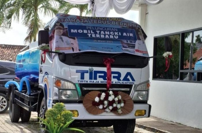Tirta Raja Makin Tingkat kan Pelayanan Untuk Masyarakat Dengan Mobil Tengki Air Minum Baru
