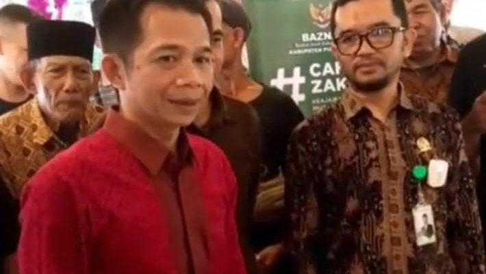 Bupati Aing Akrab Dalam Kebersamaan Bersama Para Petugas Kebersihan
