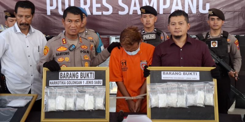 Polres Sampang Ungkap Peredaran Narkoba, Kurir dan 938,73 Gram Sabu Berhasil Diamankan