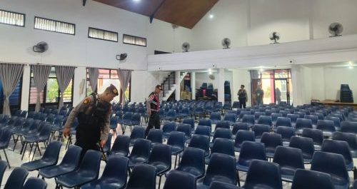 Polres Blitar Kota Lakukan Sterilisasi Gereja Jamin Keamanan Ibadah Rangkaian Paskah