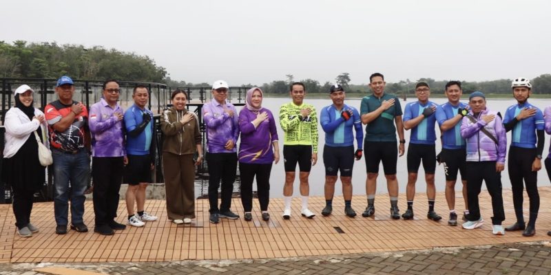Siagakan Ratusan Personel, Kapolres Musi Rawas Dampingi Kapolda Sumsel Gowes Bareng ke Danau Aur