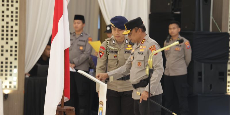 Kapolda Jatim Pimpin Sertijab Pejabat Utama dan  Sejumlah Kapolres
