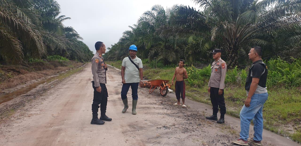 Kapolsek Rakumpit Pimpin Patroli Kamtibmas ke Perkebunan PT MAPA