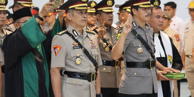 Sertijab Dipimpin Kapolda Kalteng, 3 Pejabat Utama dan 7 Kapolres Resmi Berganti
