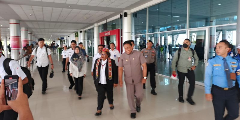Satpamobvit Polresta Palangka Raya pastikan keamanan kedatangan Wamendagri di Bandara Tjilik Riwut