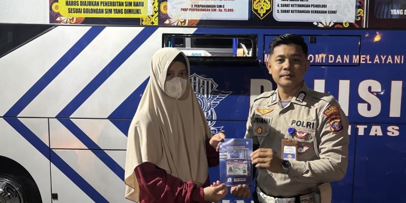 Satlantas Polresta Palangka Raya Luncurkan Inovasi Pelayanan SIM BBM di Bundaran Besar