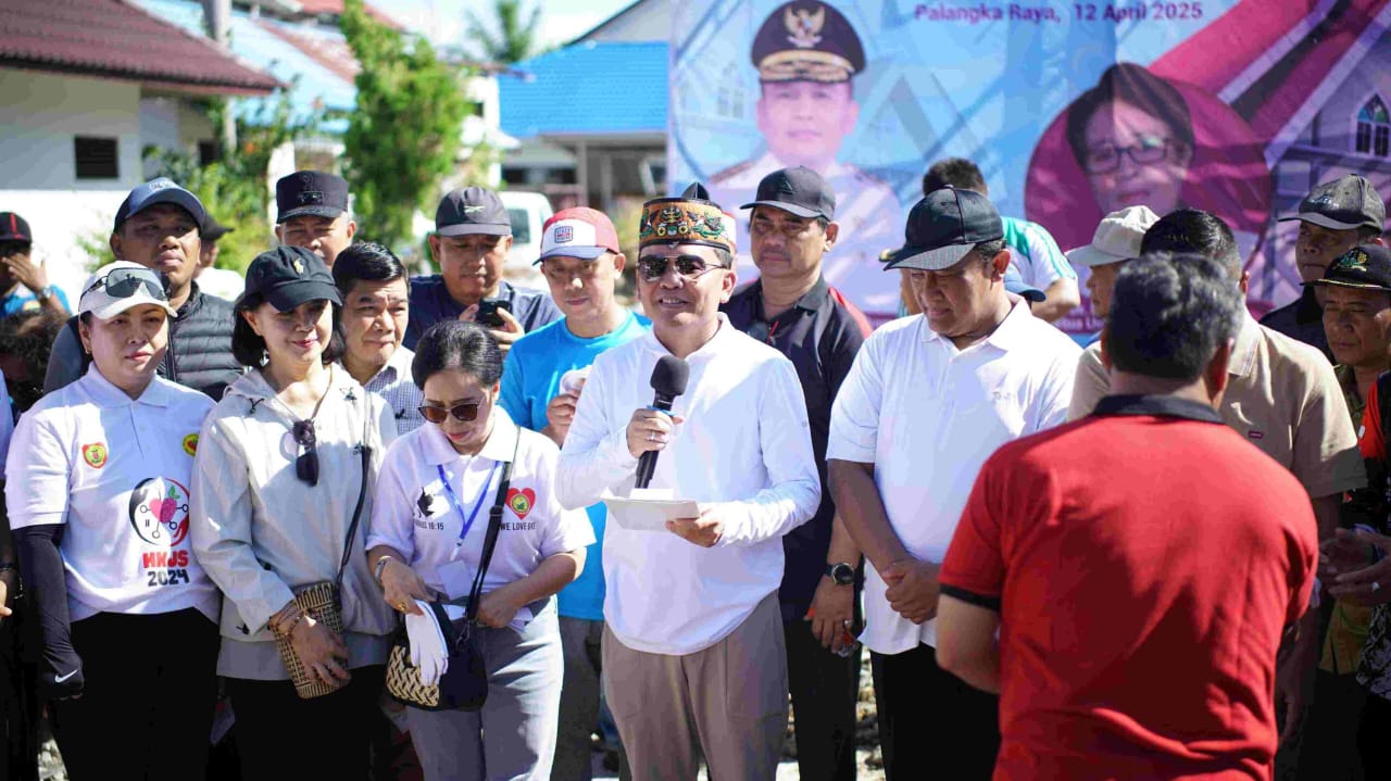 Gubernur Kalteng Agustiar Sabran Ajak Jemaat GKE Perkuat Toleransi dan Kebersamaan
