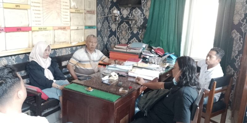 Dugaan Gelapkan Mobil Mahardika Dan Risqon Di Laporkan Kepolisian Oleh Warga Pakumbulan