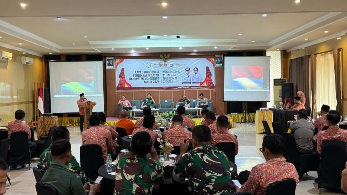 Pastikan Keamanan Jelang May Day, Pemkab Mojokerto Gelar Rapat Koordinasi Pembinaan Wilayah