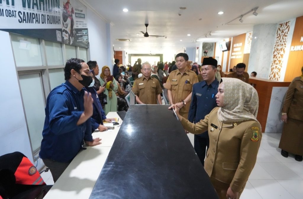 Pasca Cuti Lebaran, Wali Kota Mojokerto Ning Ita Pastikan Pelayanan Publik Berjalan Lancar