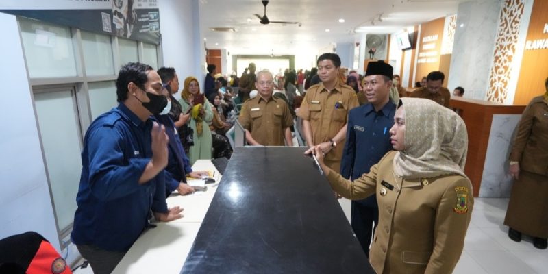 Pasca Cuti Lebaran, Wali Kota Mojokerto Ning Ita Pastikan Pelayanan Publik Berjalan Lancar