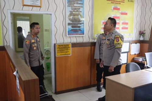 Dorong Profesionalisme Layanan, Kapolres Pulang Pisau Lakukan Pengecekan SPKT