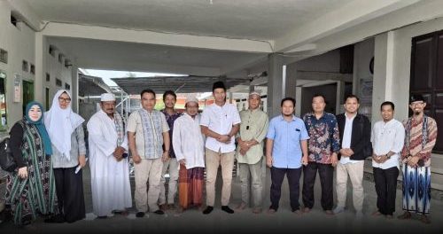 Silaturahmi Ketua STAI Baturaja ke Pondok Pesantren Ramadhan di OKU Timur Disambut Hangat Kyai Miftahul Faizin