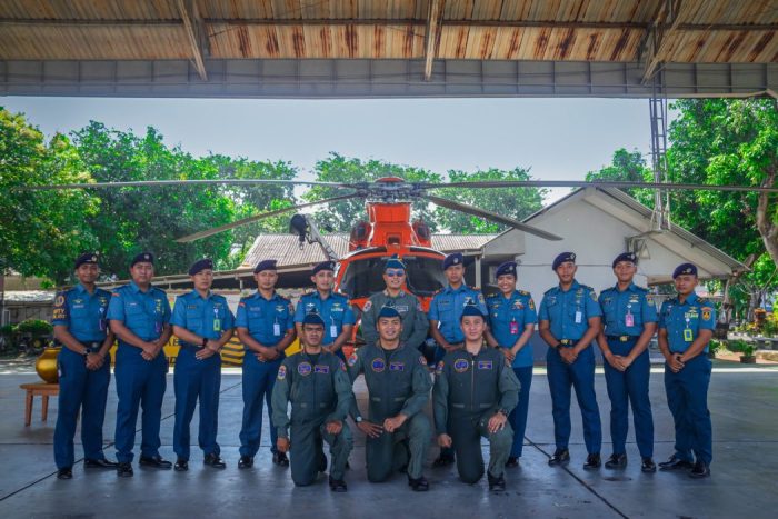 Tiga Penerbang Heli Dauphin Wing Udara 2 Siap Ditugaskan dalam Misi Kemanusiaan