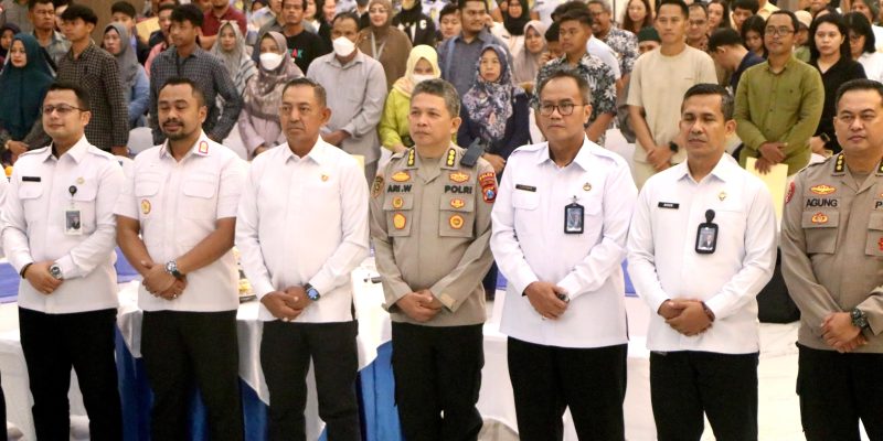 Polda Jatim dan Kanwil Ditjen Imigrasi Bersinergi Sambut Hari Bhayangkara ke – 79 Gelar Semarak 1079 Paspor untuk Negeri