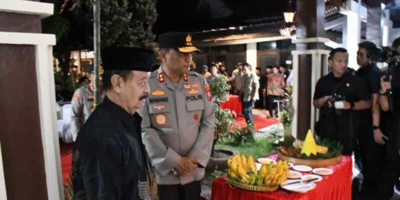 Kapolda Jatim Tinjau Pos Pam Aman Suro 2025 di Madiun Pastikan Kesiapan dan Dukungan Personel Pengamanan
