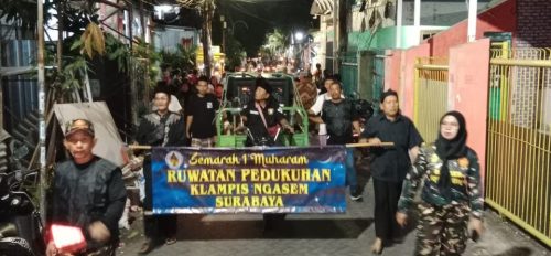 Malam 1 Muharram 1447 H Kampung Klampis Ngasem Berjalan Khidmat