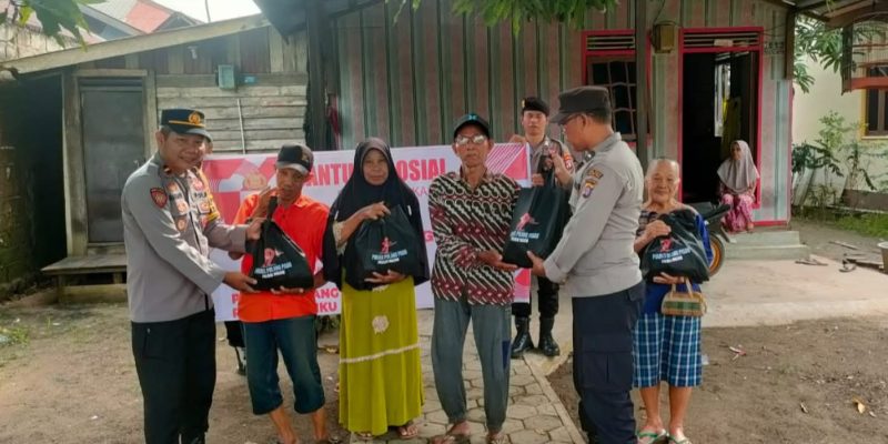 Bansos Hari Bhayangkara ke-79, Polsek Maliku Hadirkan Senyum untuk Warga