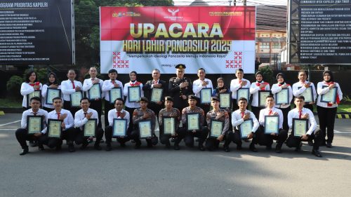 Harlah Pancasila Kapolresta Malang Kota Beri Penghargaan Anggota Berprestasi dan Warga Masyarakat yang Bantu Ungkap TPPO