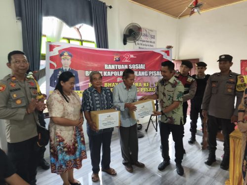 Kunjungan Kasih di Gereja Bethesda, Kapolres Pulpis Salurkan Bantuan Sosial untuk Jemaat