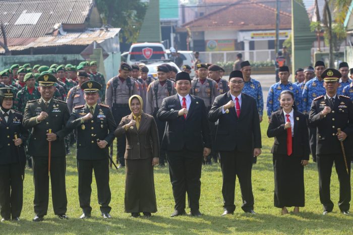 Wabup Mojokerto Ikuti Upacara Hari Lahir Pancasila di Korem 082/CPYJ
