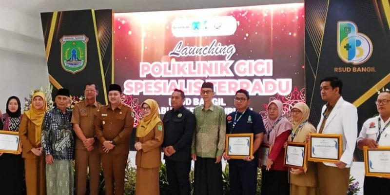 Bupati Pasuruan Rusdi Sutejo Resmikan Klinik Gigi Spesialis Terpadu RSUD Bangil