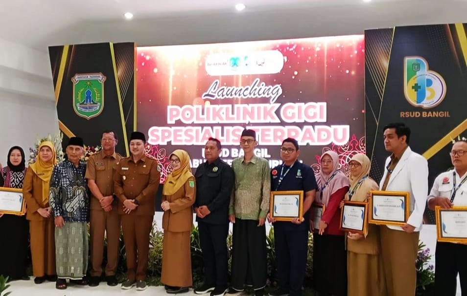 Bupati Pasuruan Rusdi Sutejo Resmikan Klinik Gigi Spesialis Terpadu RSUD Bangil