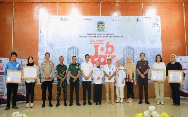 Pemkab Purwakarta Bersama Disnakertrans Buka Peluang Tiga Ribu Lebih Tenaga Kerja