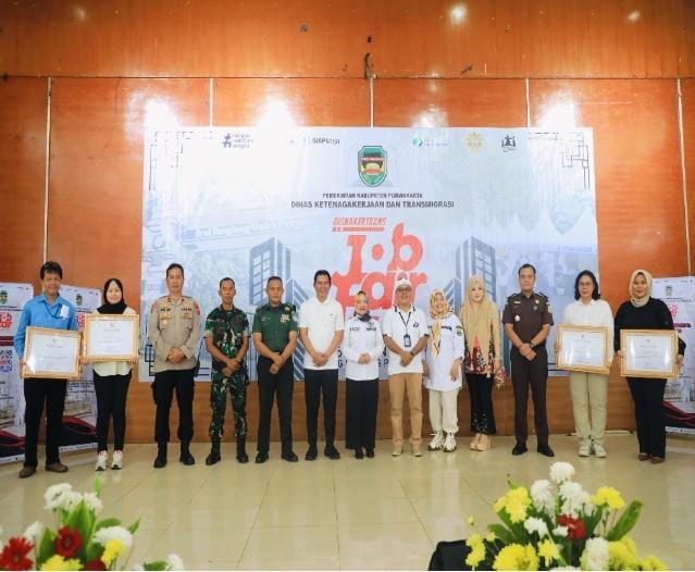 Pemkab Purwakarta Bersama Disnakertrans Buka Peluang Tiga Ribu Lebih Tenaga Kerja