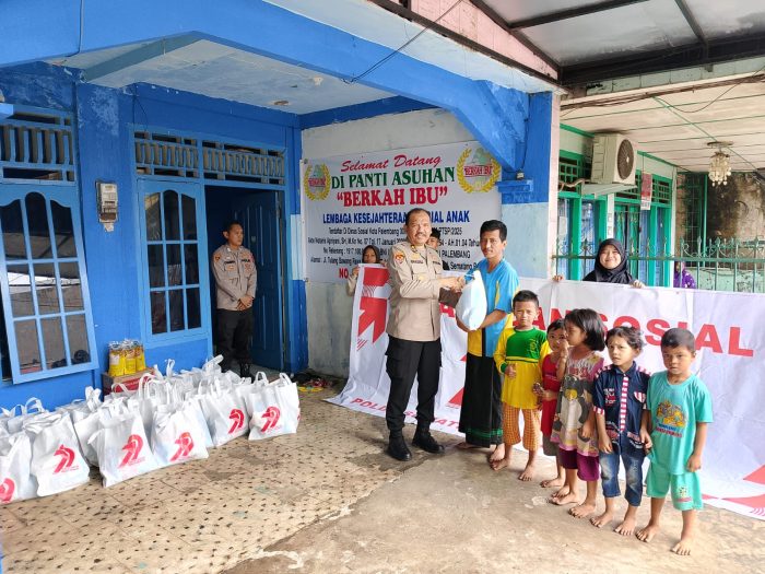 Semangat dan Sambut Bhayangkara Ke-79 Polda Sumsel Sambangi Panti Asuhan
