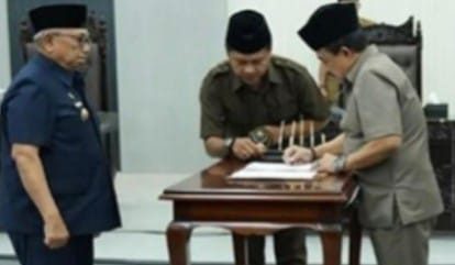 Kesepakatan DPRD dan Pemkab Blitar Terkait Raperda RPJMD
