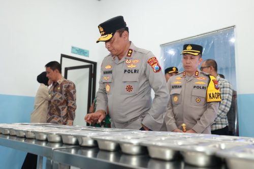 Kapolda Jatim Resmikan SPPG Polres Bojonegoro, Dukung Program Nasional MBG